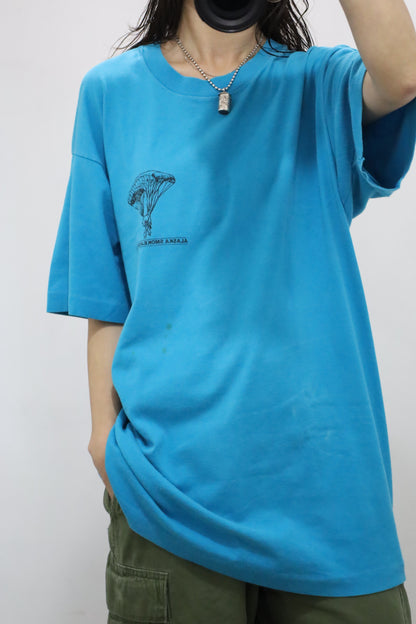 Z839 / 1990's FRUITS OF THE LOOM ALASKA tee