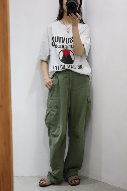 E335 / 1990's FRUITS OF THE LOOM print tee