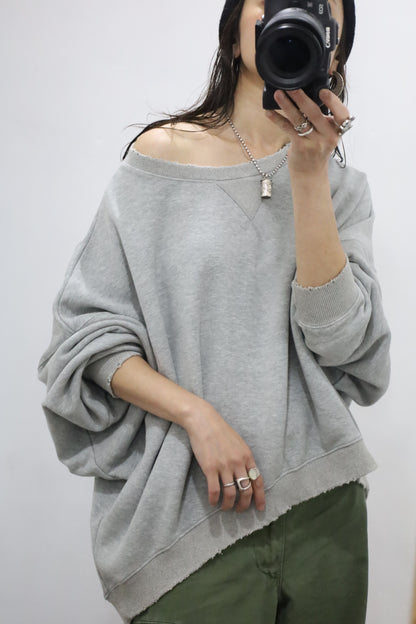 HOWIE crew neck sweat (gray)