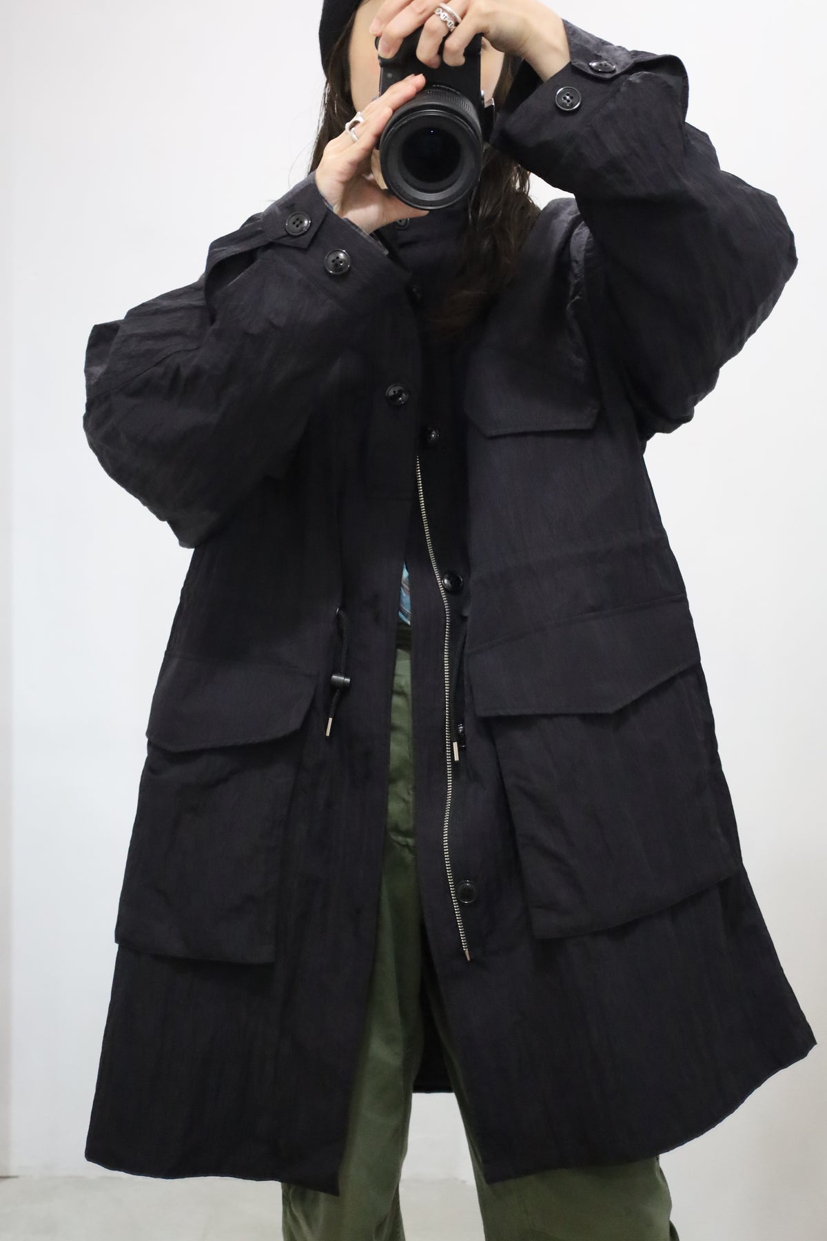 HOWIE nylon stand coat (black)