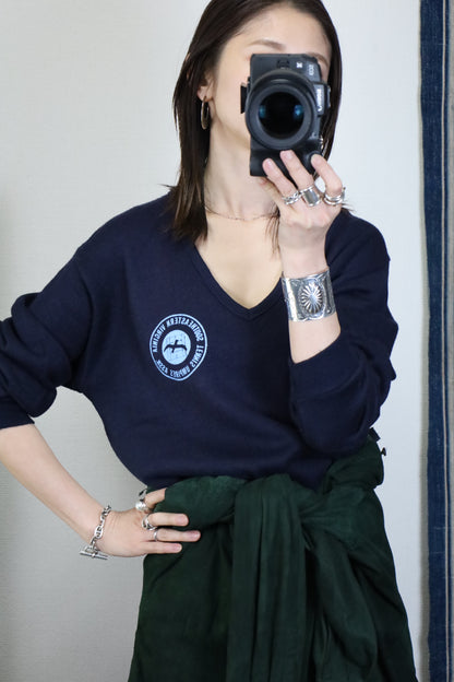B243 / 1980's Champion Acryl Vneck knit