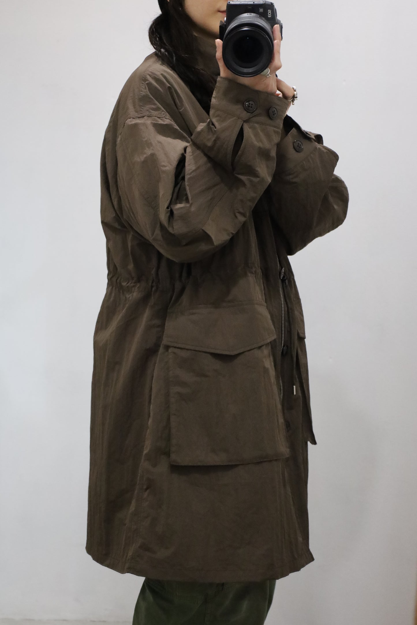 HOWIE nylon stand coat (brown)