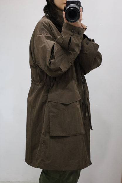 HOWIE nylon stand coat (brown)
