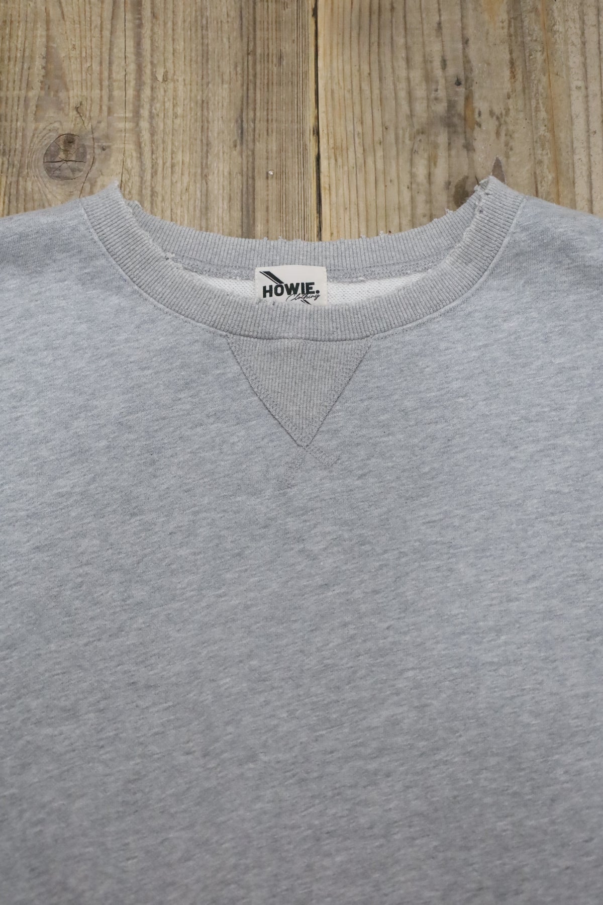 HOWIE crew neck sweat (gray)