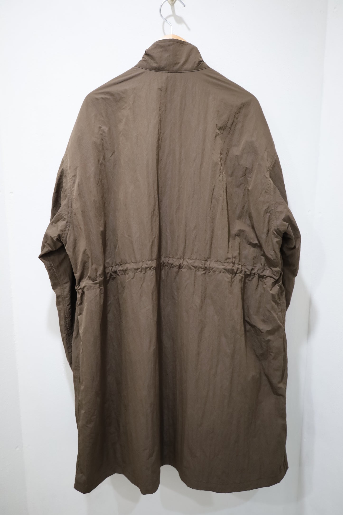 HOWIE nylon stand coat (brown)