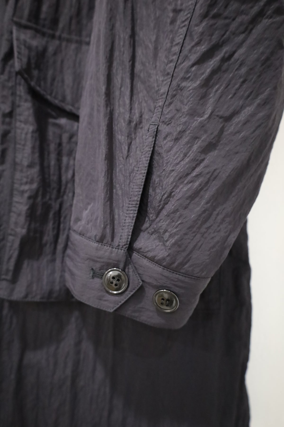 HOWIE nylon stand coat (black)