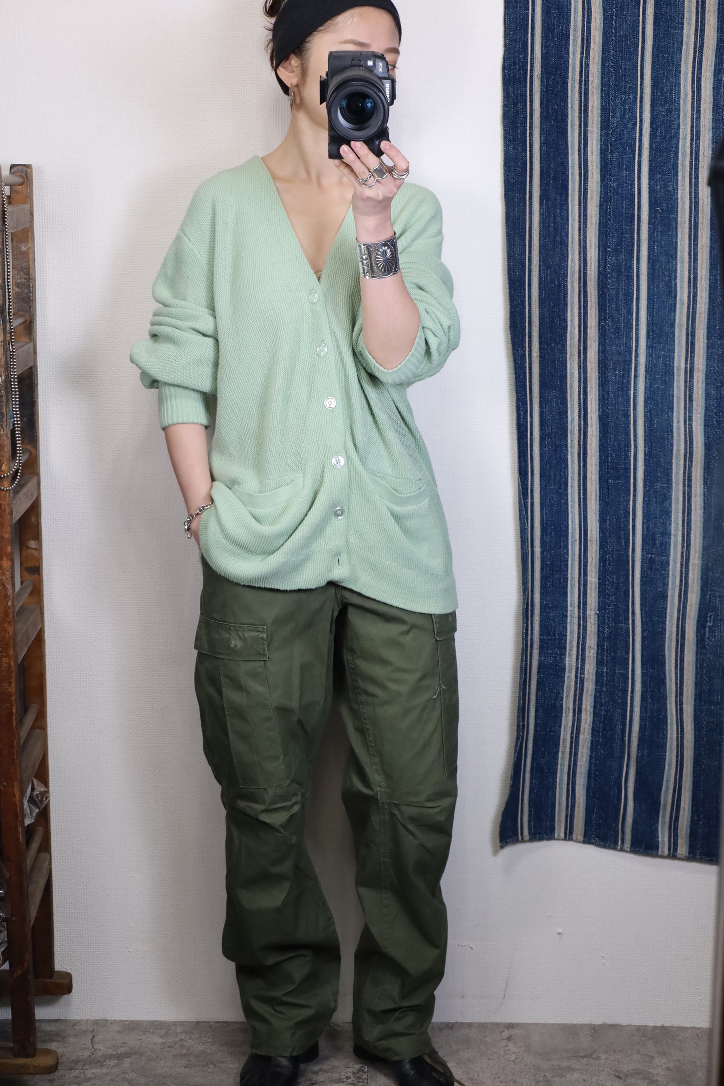 B247 / 1980's UNKNOWN Acryl cardigan