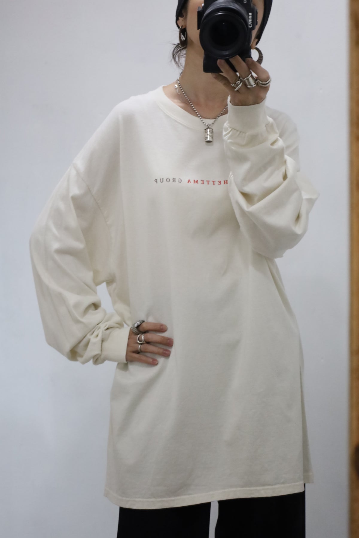 A737 / early2000's Hanes BEEFY print shirt