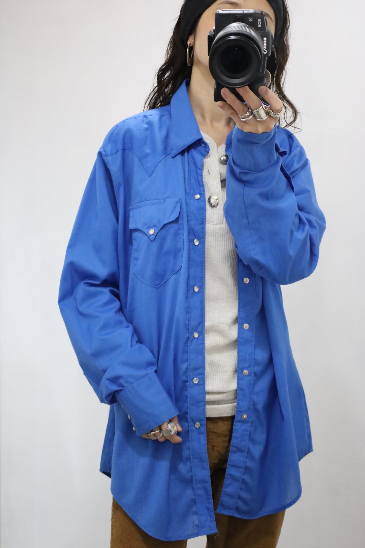 E688 / 1980's ROCK MOUNT western shirt