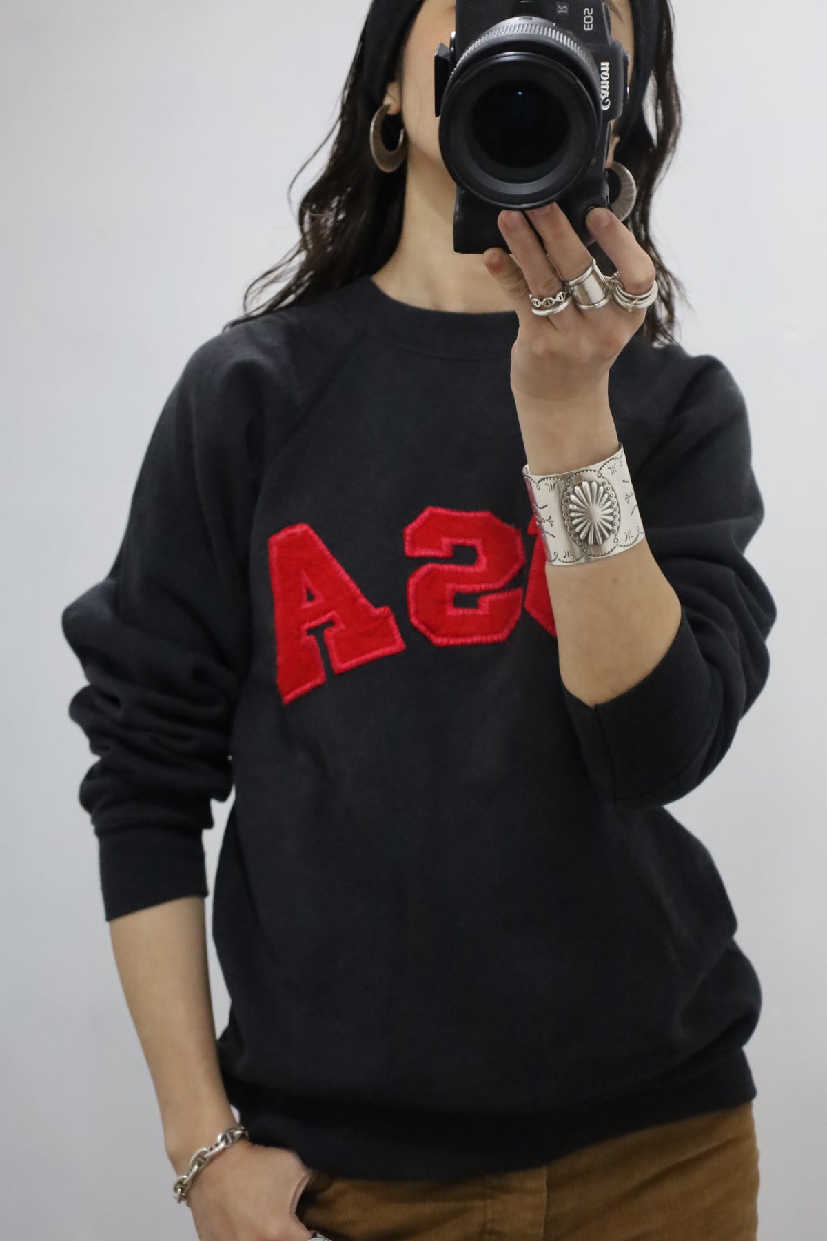J62 / 1990's Hanes usa patch sweat