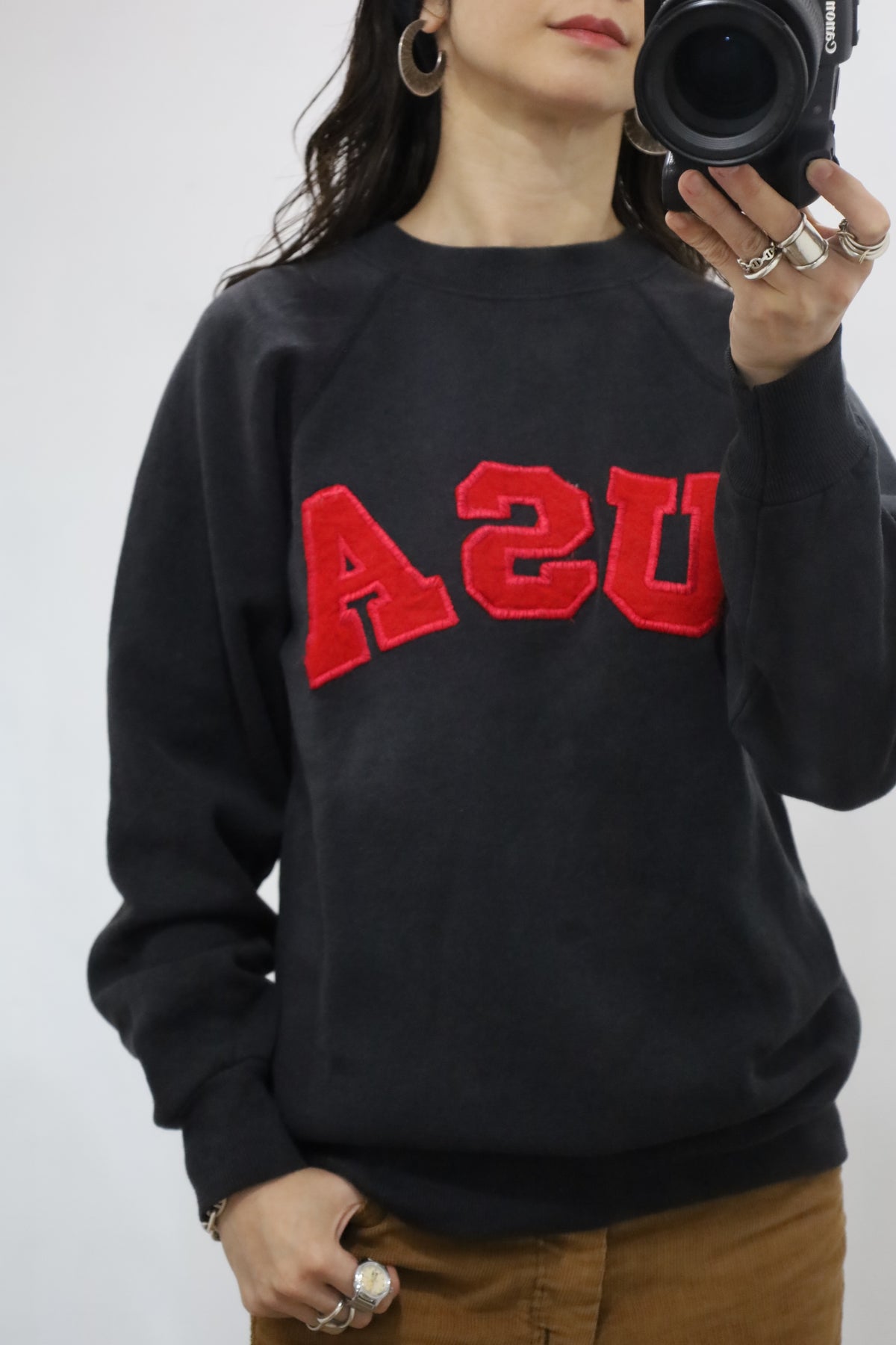 J62 / 1990's Hanes usa patch sweat