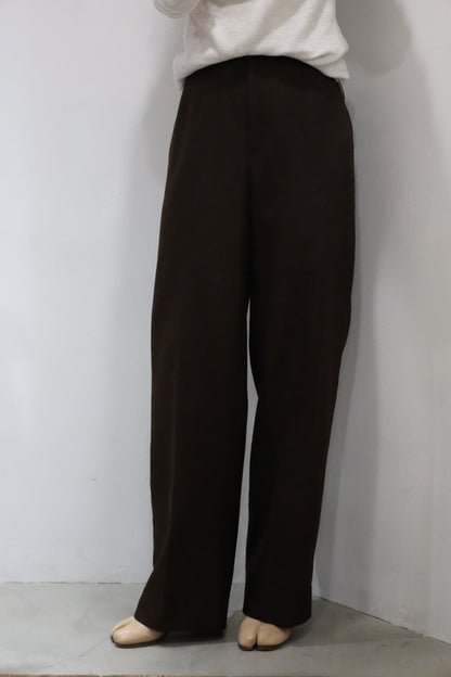 E827 / 1980's BENDING EASY brown slacks