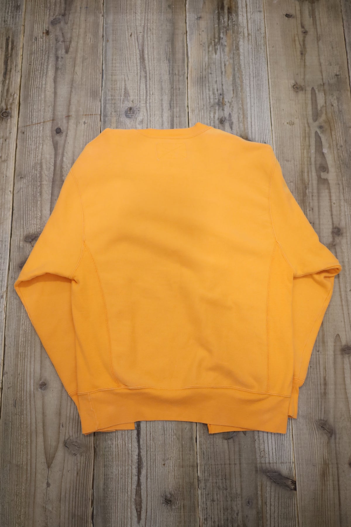 B1030 / early2000's STEAVE AND BARRY'S remake sweat