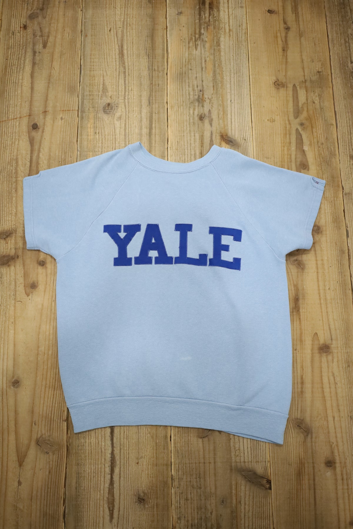 E797 / 1960's sports wear YALE short sleeve sweat
