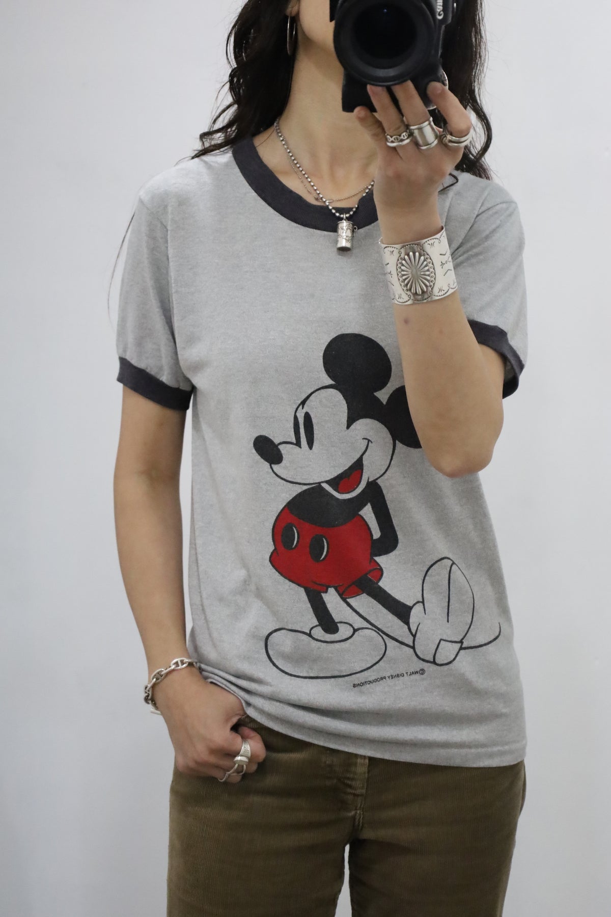8 / UNKNOWN  1980's  mickey mouse ringer tee