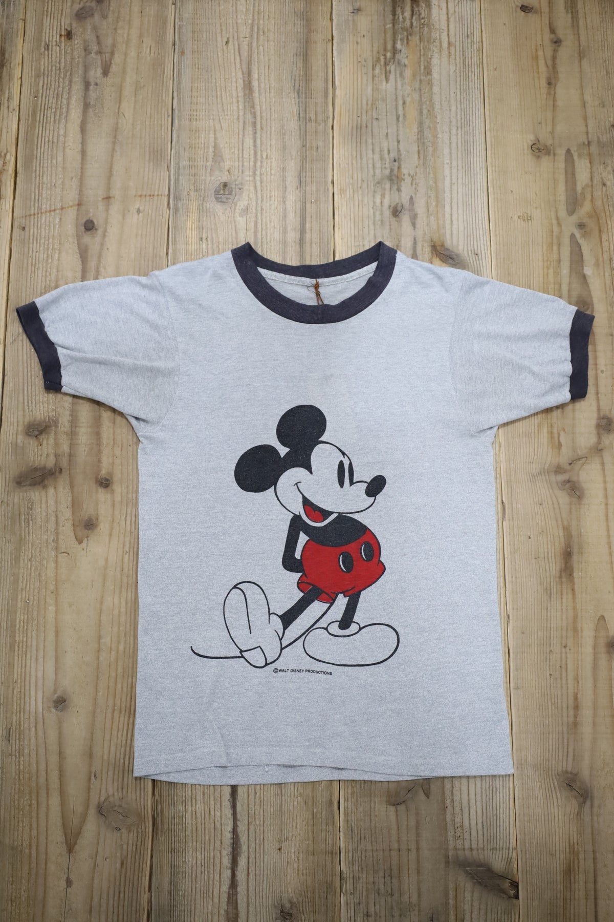 8 / UNKNOWN  1980's  mickey mouse ringer tee