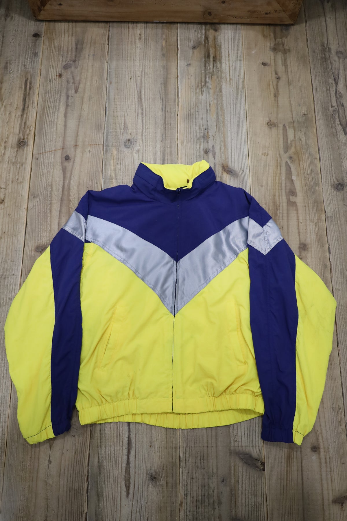 A852 / 1990's LIZ SPORT track jacket