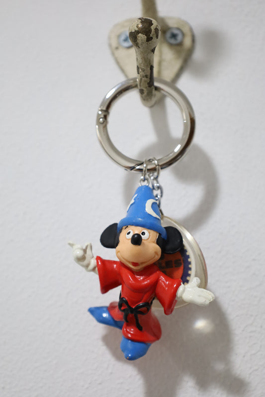 8 / remake key mickey mouse