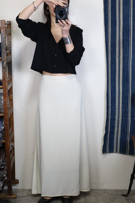 E145 / 1990s OLD UNKNOWN Rayon Skirt