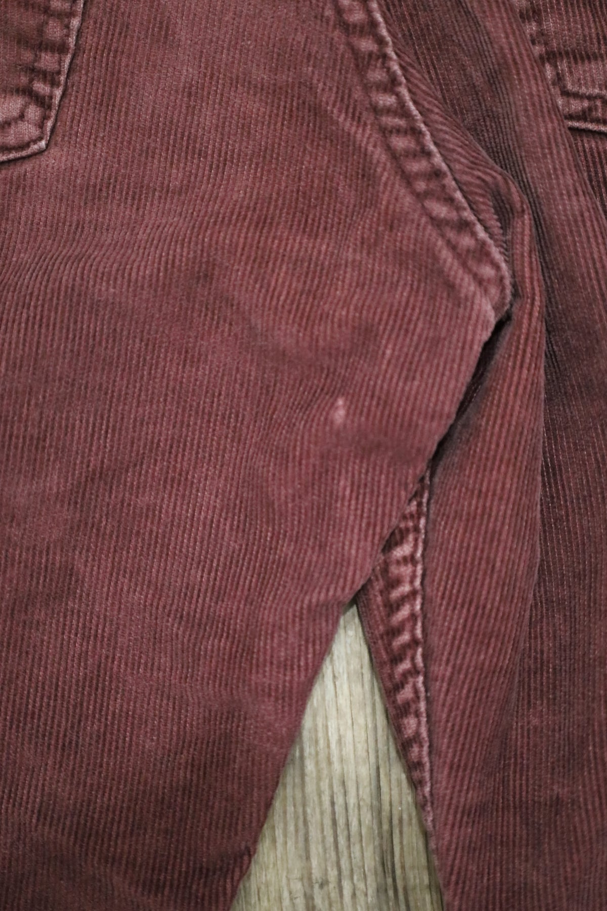 E895 / 1980's LEVI'S corduroy  pants (28inc / w72cm)
