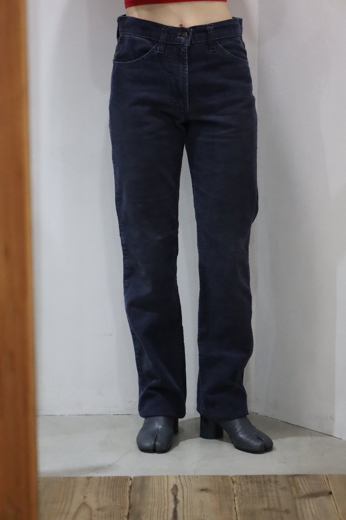E873 / 1980's LEVI'S corduroy  pants (29inc / w74cm)