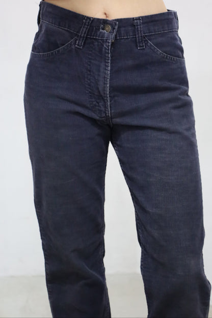 E873 / 1980's LEVI'S corduroy  pants (29inc / w74cm)