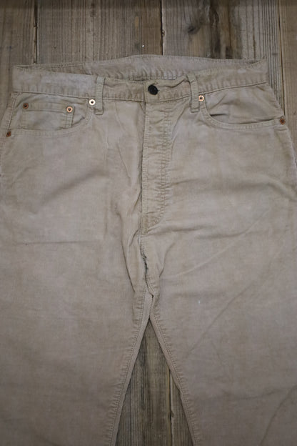 E867 / 1980's LEVI'S corduroy  pants (33inc / w82cm)