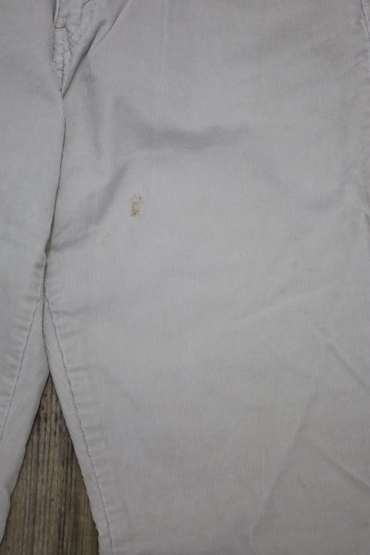 E881 / 1980's LEVI'S corduroy  pants (32inc / w80cm)
