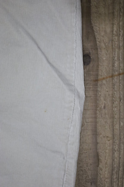 E881 / 1980's LEVI'S corduroy  pants (32inc / w80cm)