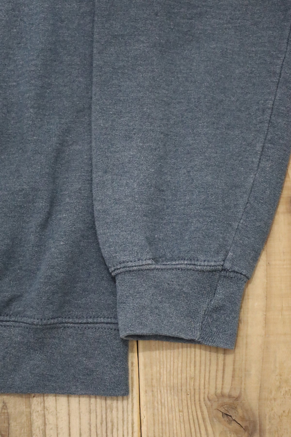 C707 / 2000's MV SPORTS print sweat