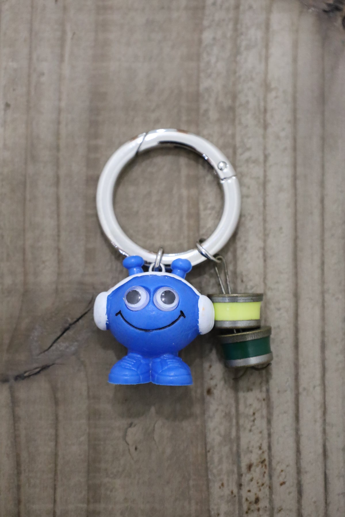 4 / key ring Sniky