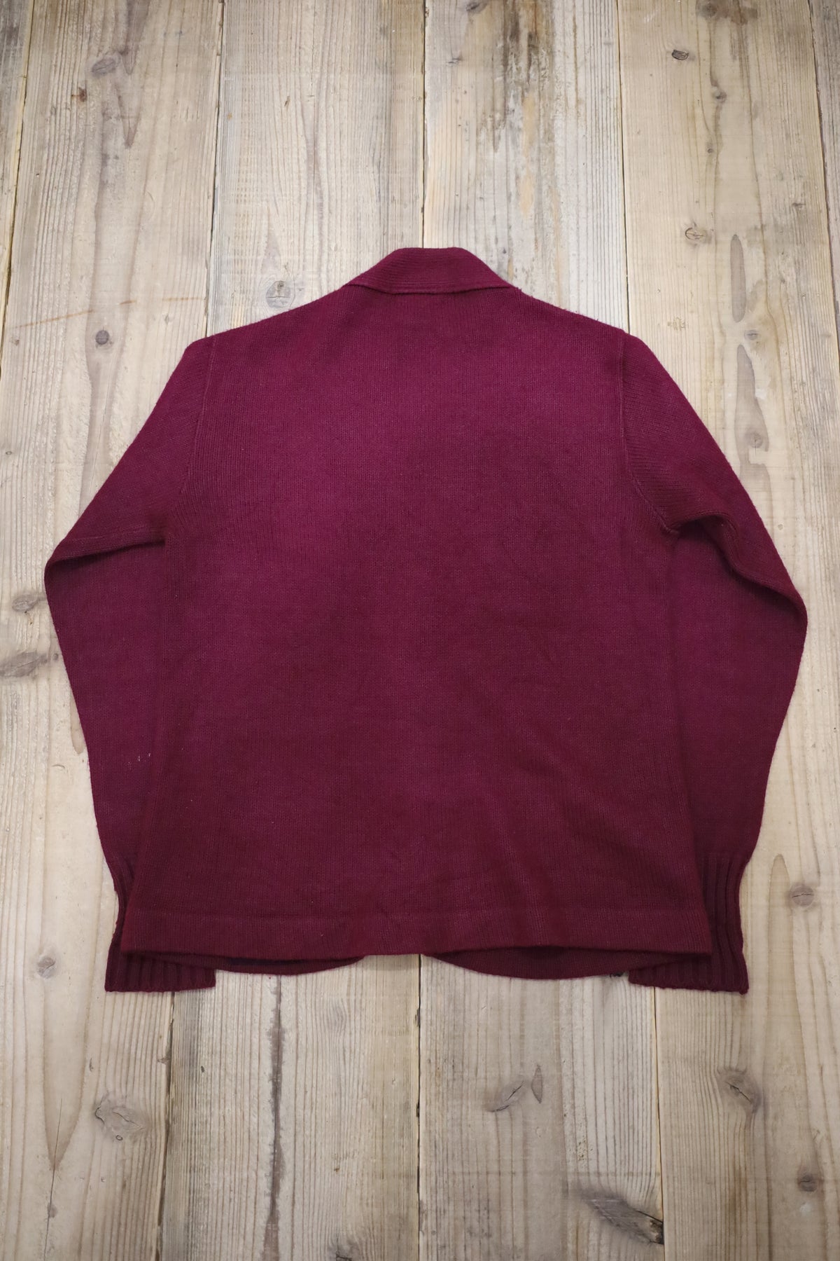 47 / 1960's Vintage EAST-TENN lettered cardigan