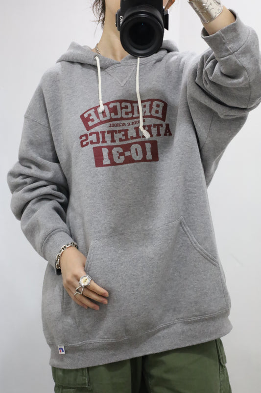 D309 / 2000'sRUSSELL ATHLETIC Hooded sweat