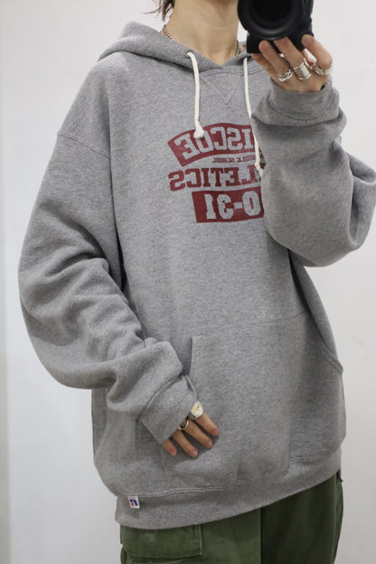 D309 / 2000'sRUSSELL ATHLETIC Hooded sweat