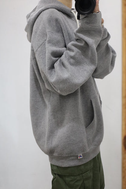 D309 / 2000'sRUSSELL ATHLETIC Hooded sweat