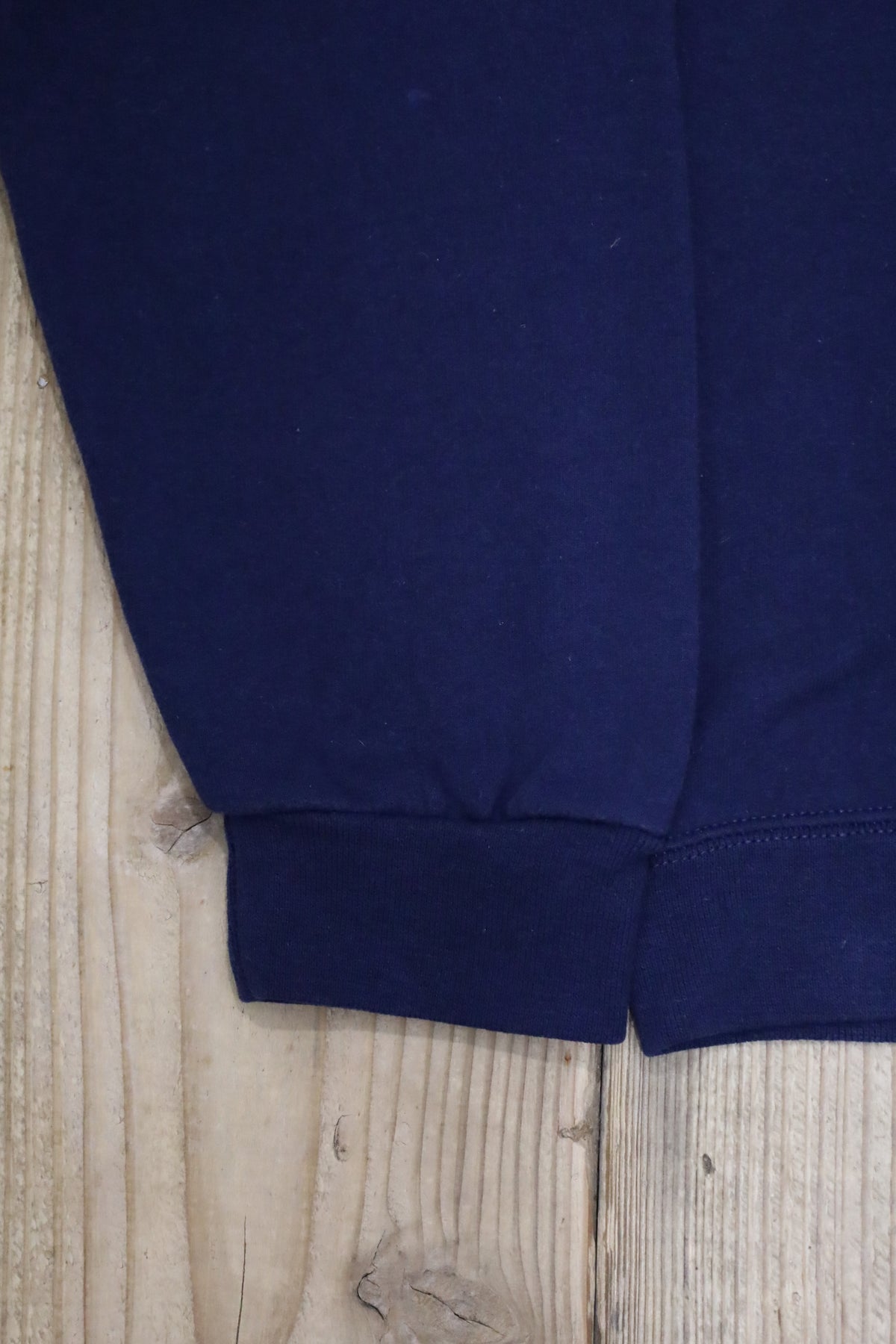 D301 / early2000's JERZEES WESTERN print sweat
