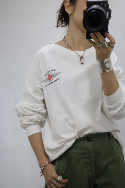 E649 / 1990's HANES long sleeve tee