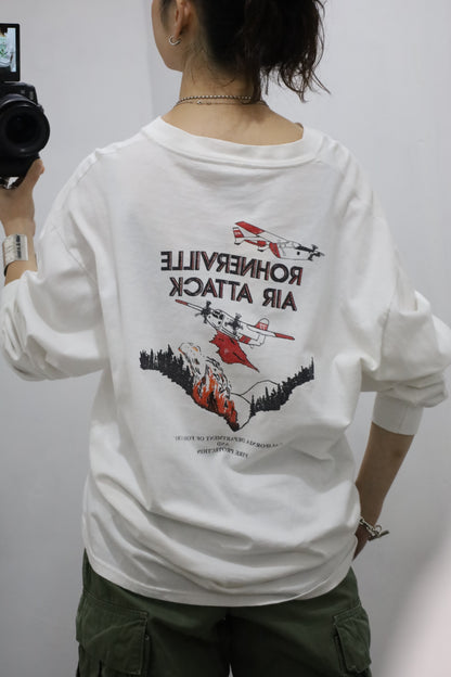 E649 / 1990's HANES long sleeve tee