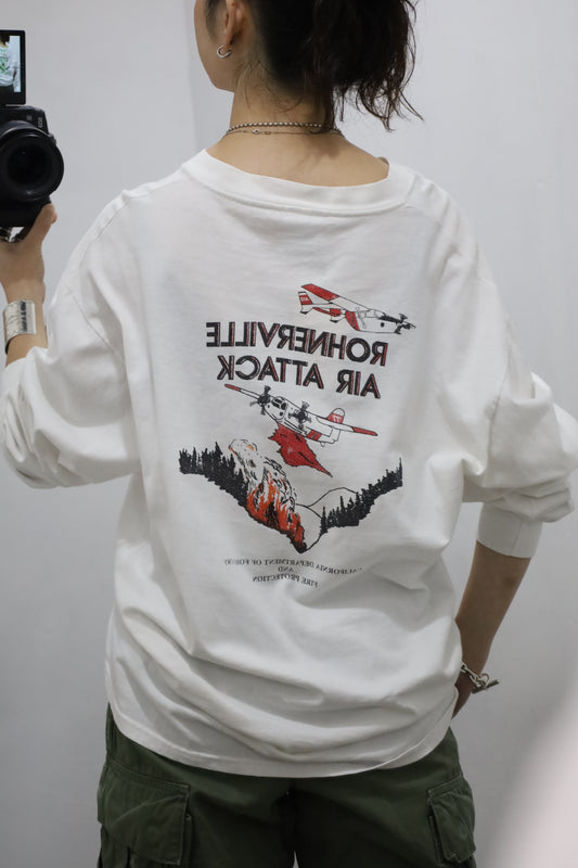 E649 / 1990's HANES long sleeve tee