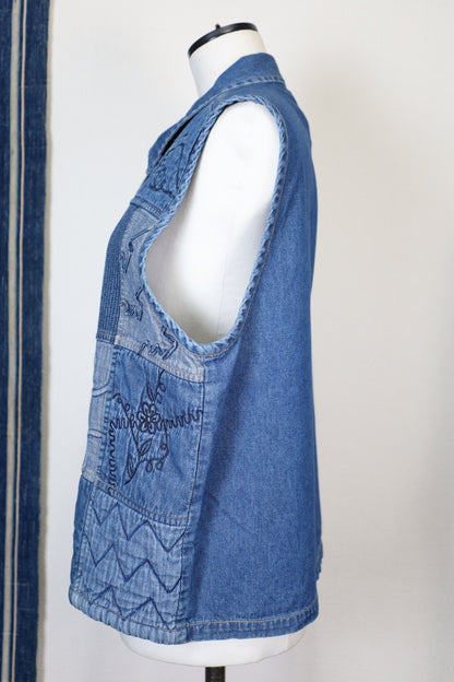 A261 / early2000's dressbarn design denim vest