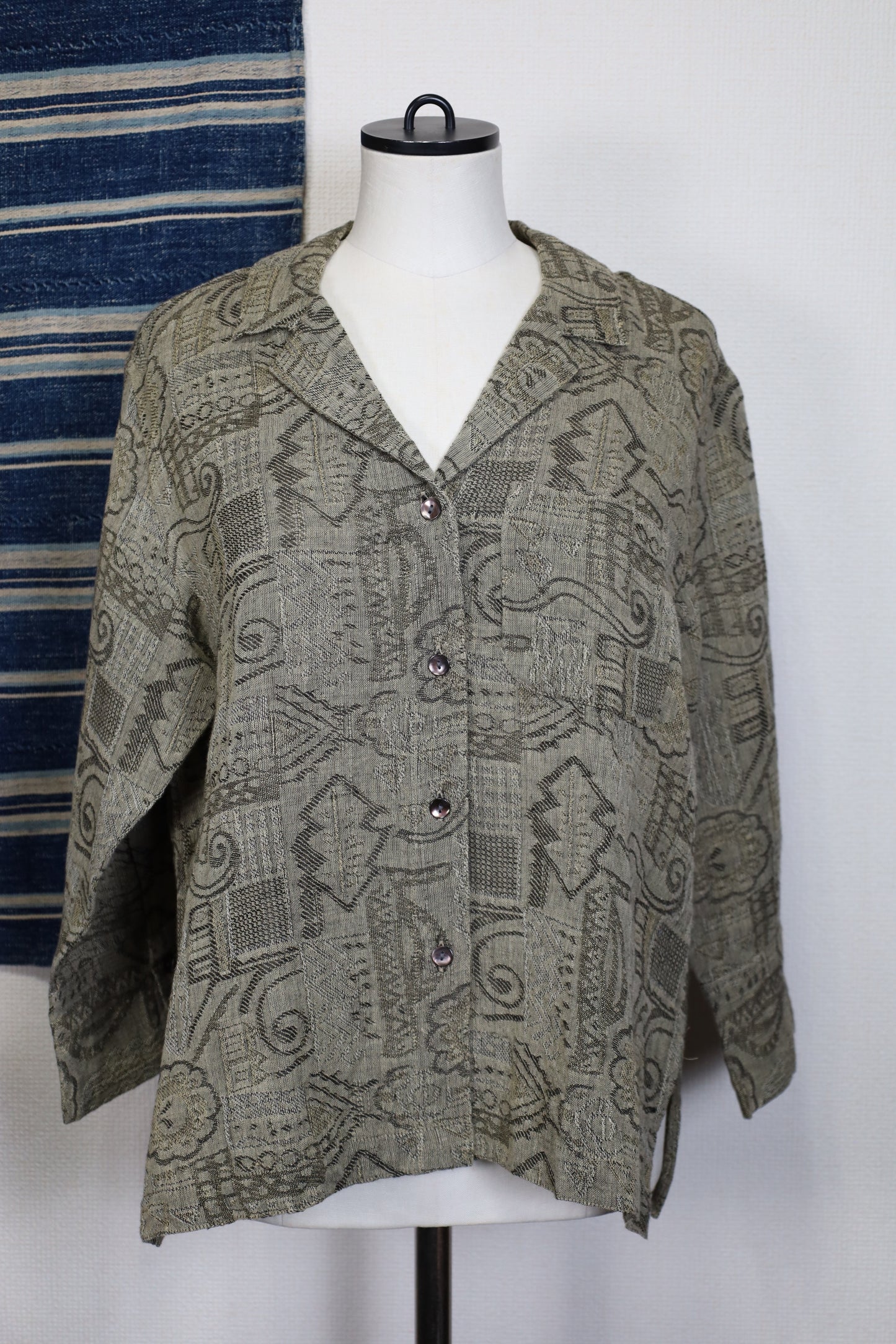 E144 / 2000's Used CHICO'S DESIGN Pattern Jacket