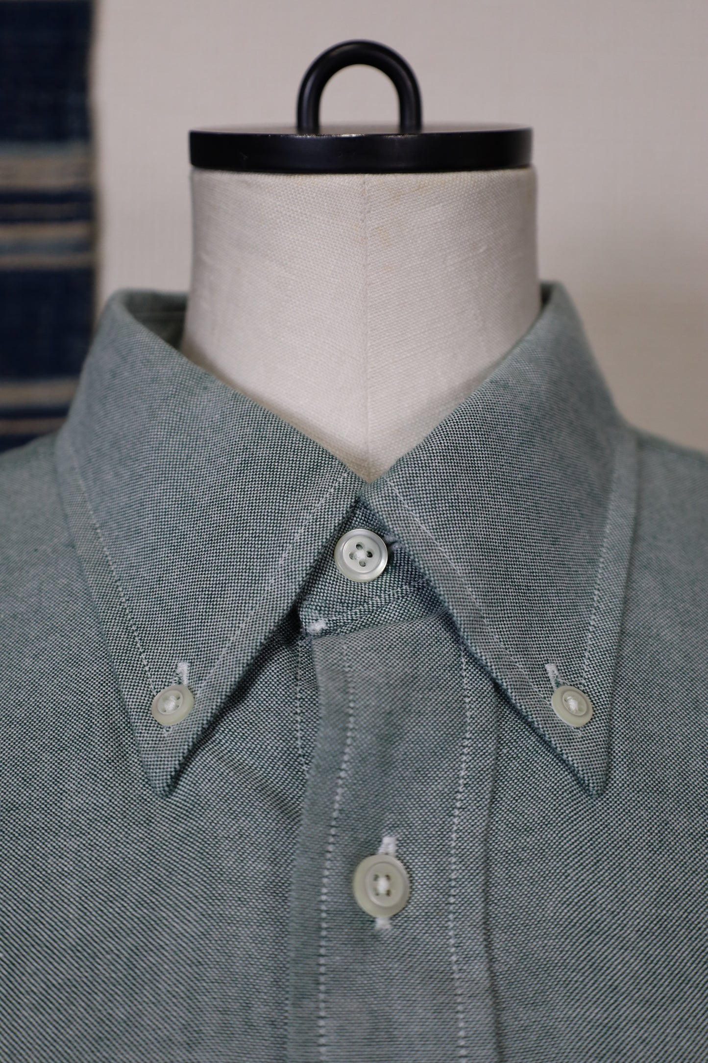 Z688 / 1990's Nautica chambray  shirt