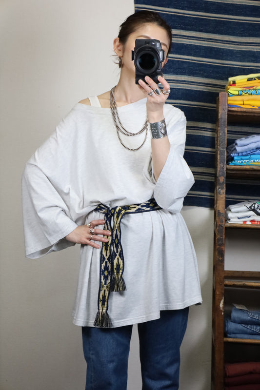 ★Z657 /  early2000's COZY CREEK over size tee