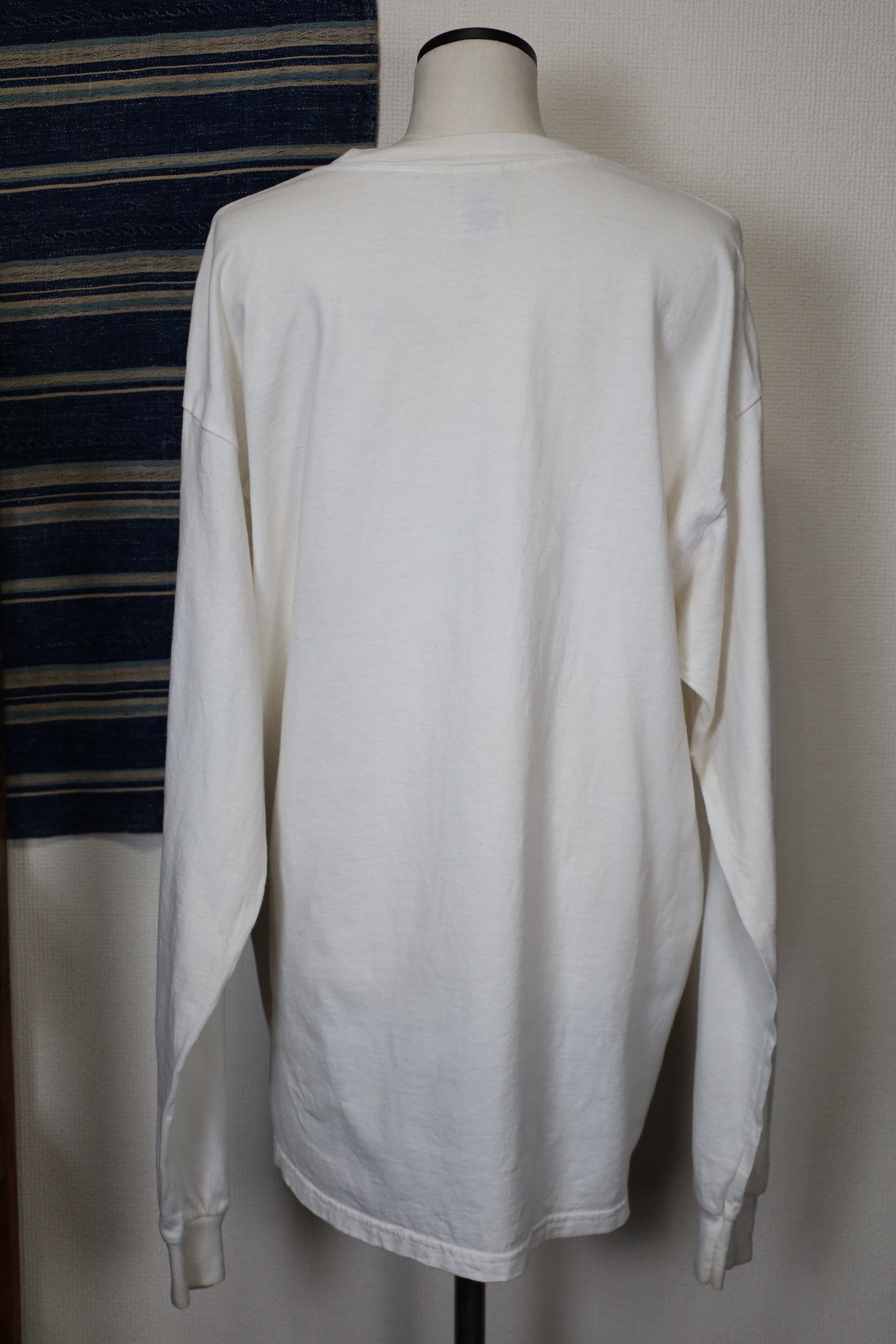 139 / early2000's GILDAN long sleeve tee