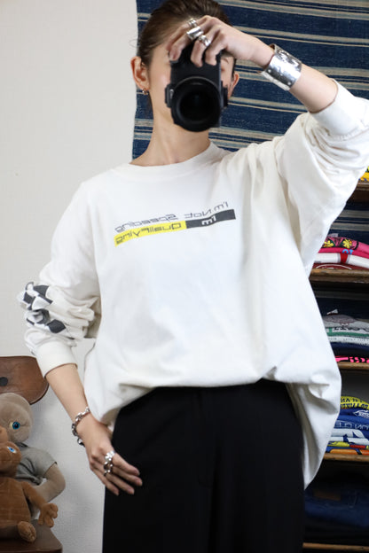 139 / early2000's GILDAN long sleeve tee