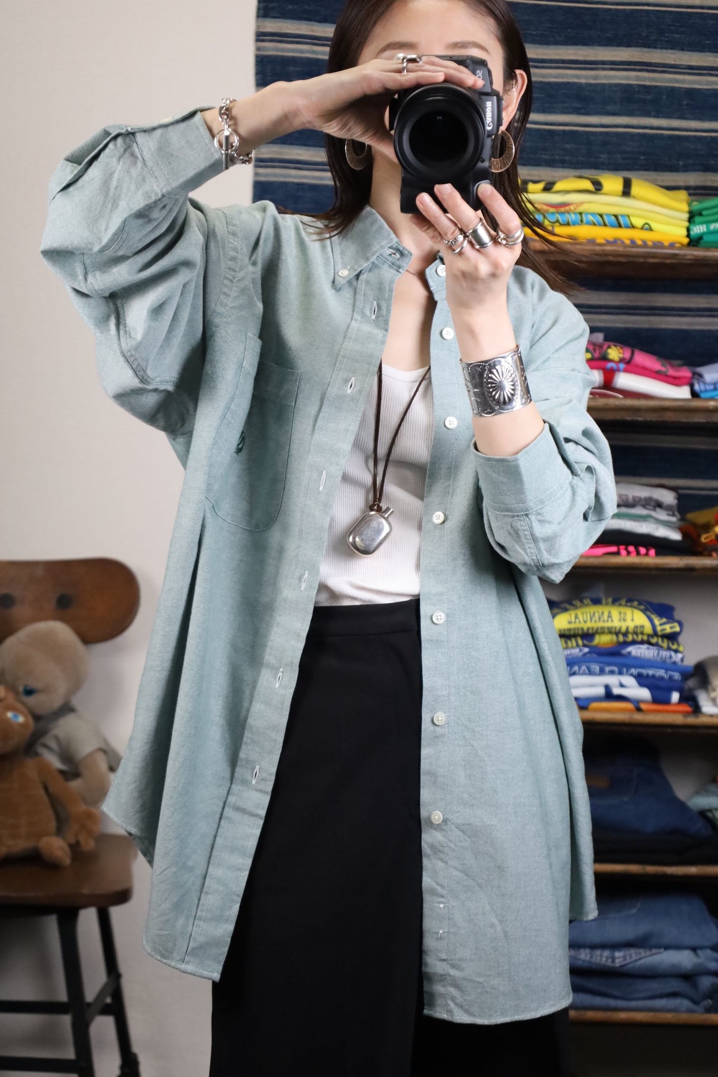 Z688 / 1990's Nautica chambray  shirt