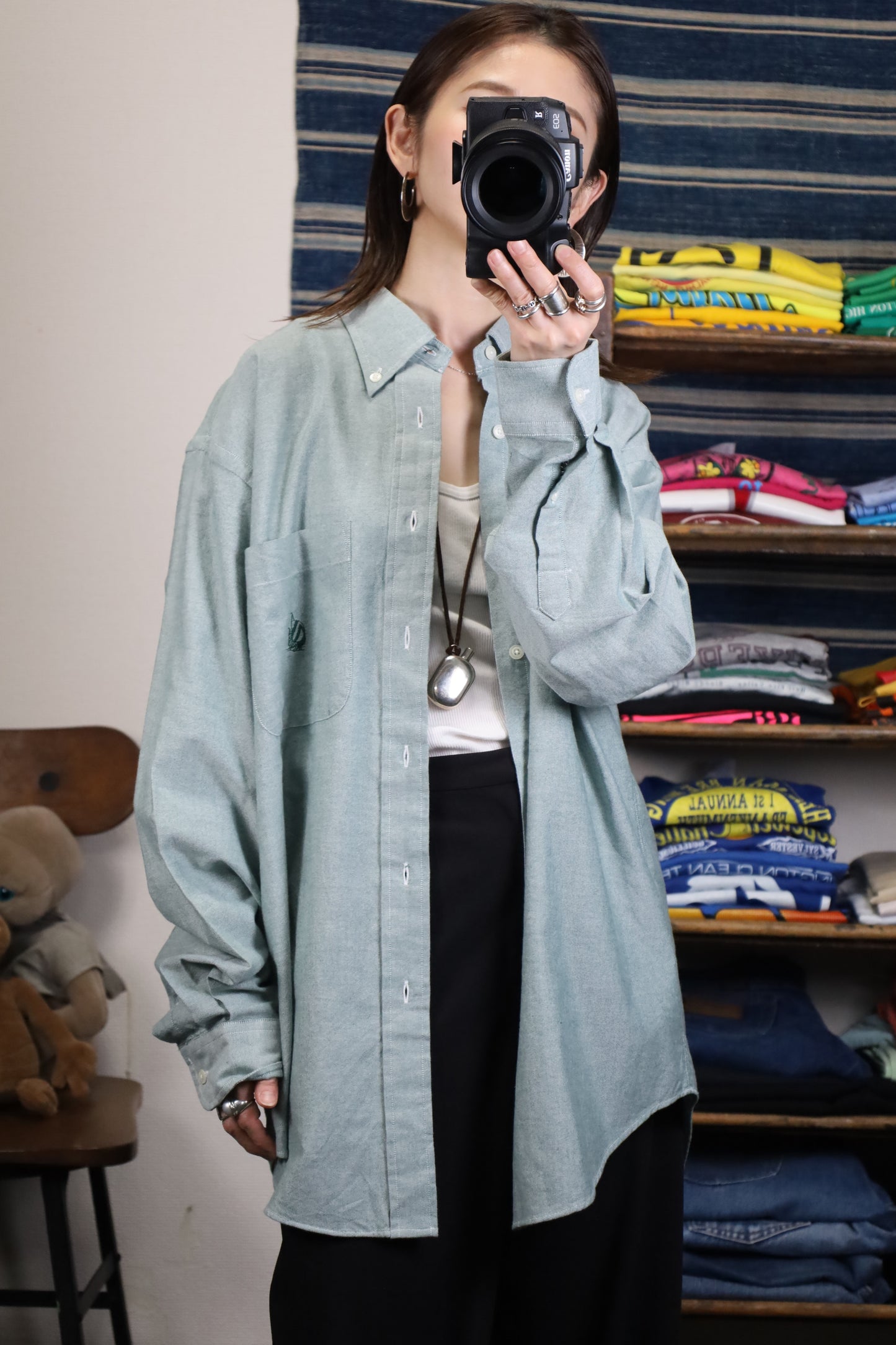 Z688 / 1990's Nautica chambray  shirt