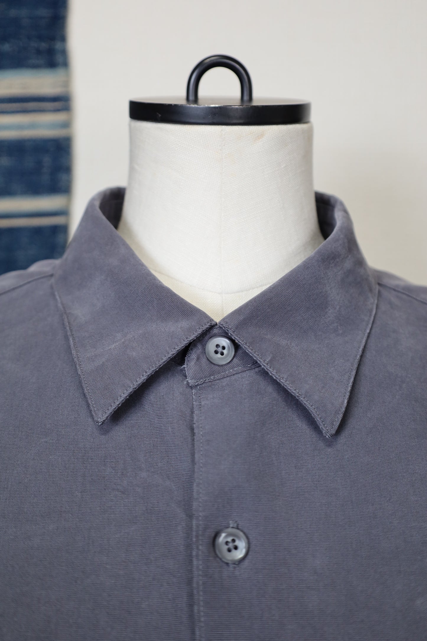 618 / 1990's PERRY ELLIS rayon shirt