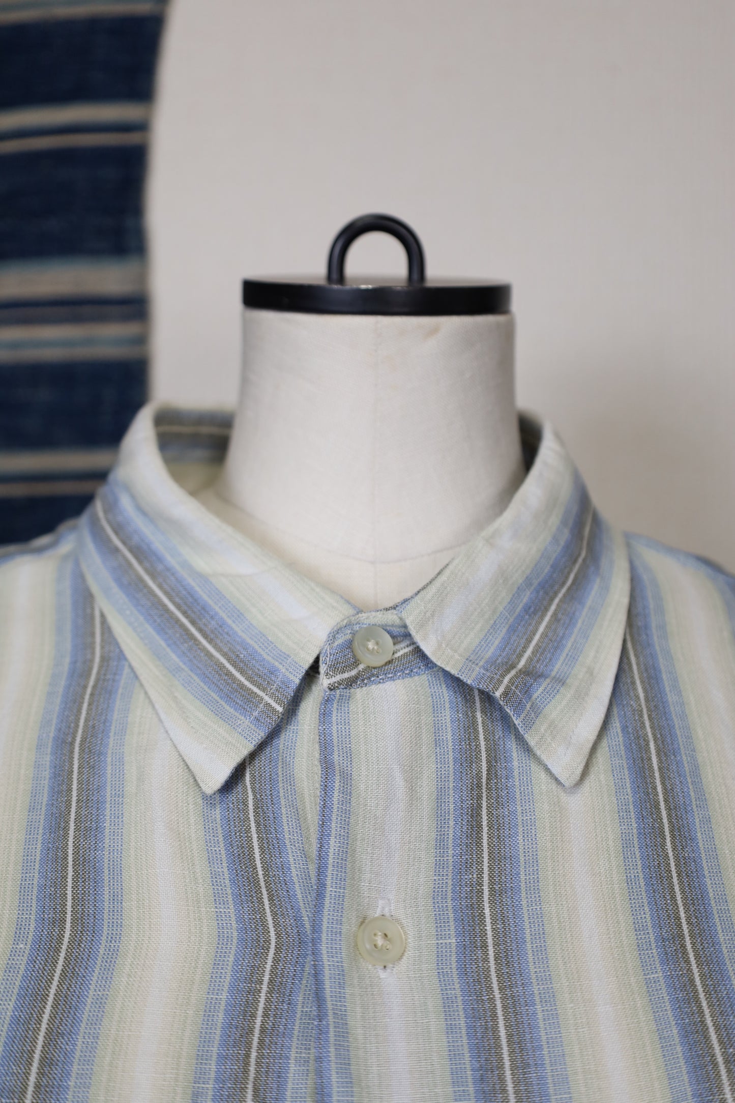 606 / early2000's VANHEUSEN stripe shirt