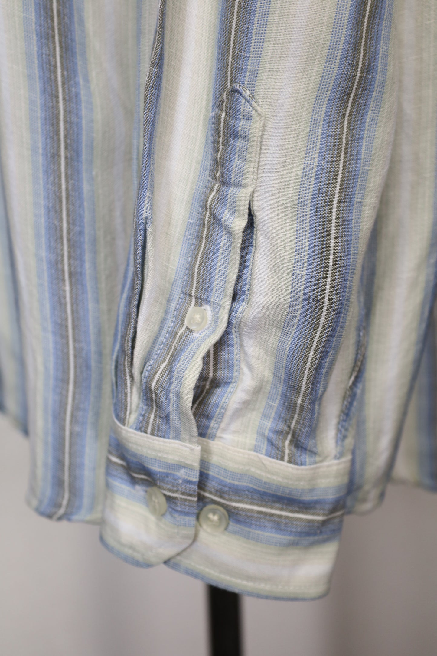 606 / early2000's VANHEUSEN stripe shirt